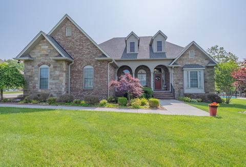 44 Wellington Dr, Manchester, TN 37355