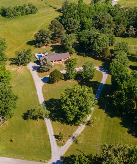 2535 Ewell Elliott Rd, Springfield, TN 37172