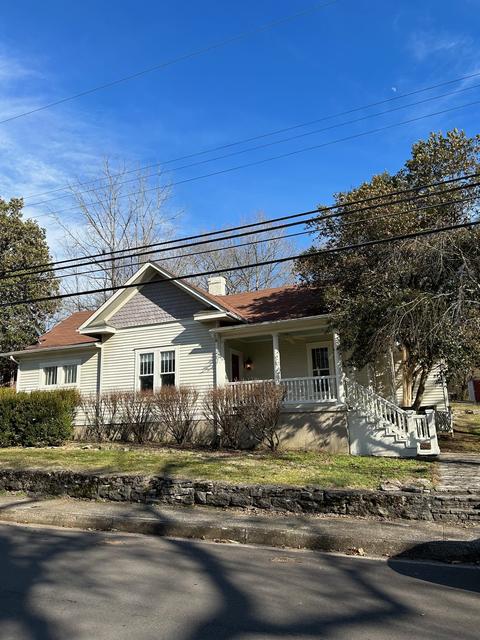 700 Mitchell Ave, Columbia, TN 38401