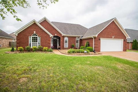 81 Abraham Dr, Jackson, TN 38305