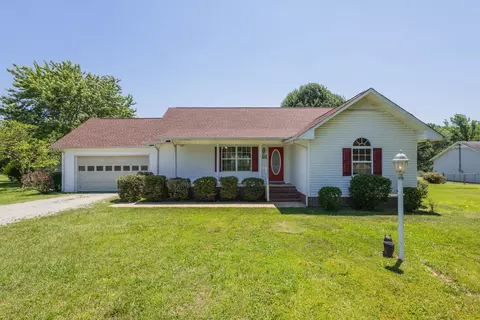 129 Osco Dr, Hohenwald, TN 38462