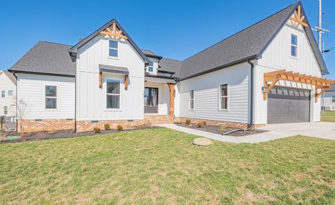 102 Pontoon Pl, Winchester, TN 37398