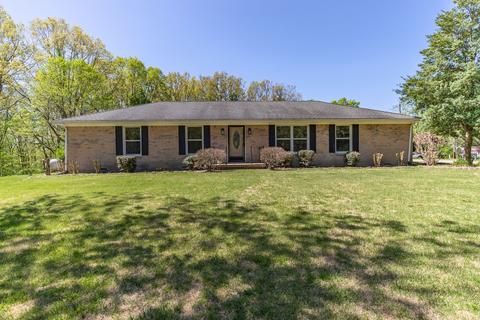 25 Wolfe Ln, Erin, TN 37061