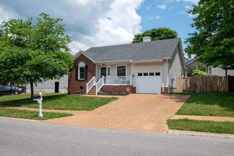 1015 Meandering Way, Franklin, TN 37067