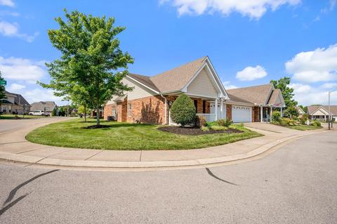 722 Village Green Cir, Murfreesboro, TN 37128