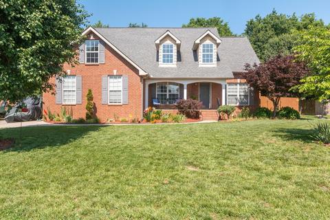 1724 Katelyn Ct, Murfreesboro, TN 37128