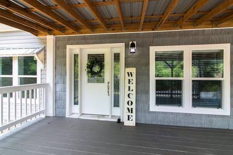 3280 Luther Ragan Rd, Palmyra, TN 37142