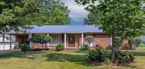 713 Brenda Ave, Loretto, TN 38469