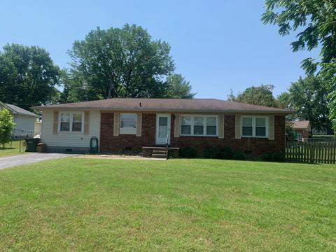 431 Colonial Ter, Hopkinsville, KY 42240