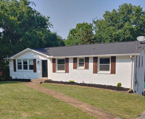 285 Bonnasprings Dr, Hermitage, TN 37076