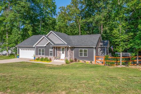 536 Aubrey Ln, Burns, TN 37029