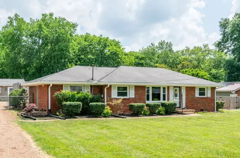 207 Isaac Dr, Goodlettsville, TN 37072