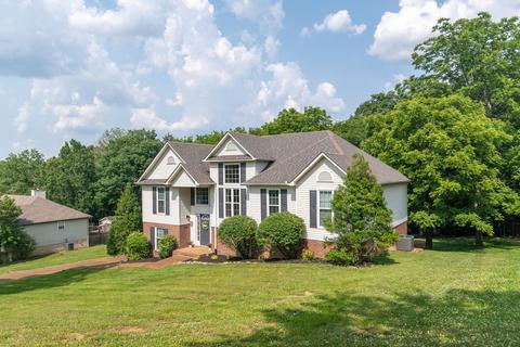 1737 Creekstone Dr, Columbia, TN 38401