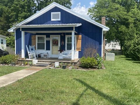 316 Jackson Ave, Lawrenceburg, TN 38464