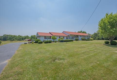387 Clarence Finney Rd, Hillsboro, TN 37342