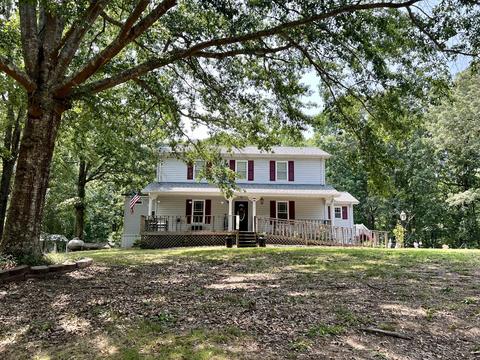 2195 Higginbottom Rd, Selmer, TN 38375