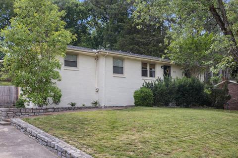 679 Brewer Dr, Nashville, TN 37211