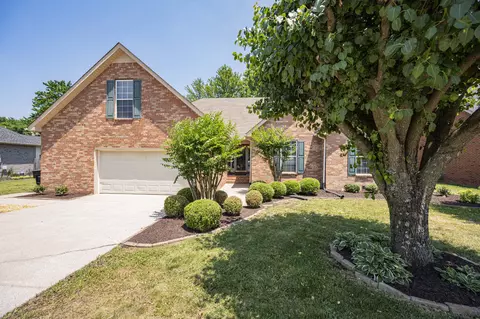 2803 Comer Dr, Murfreesboro, TN 37128