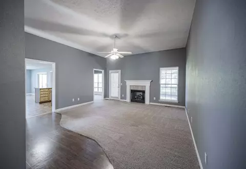 2803 Comer Dr, Murfreesboro, TN 37128 photo 2