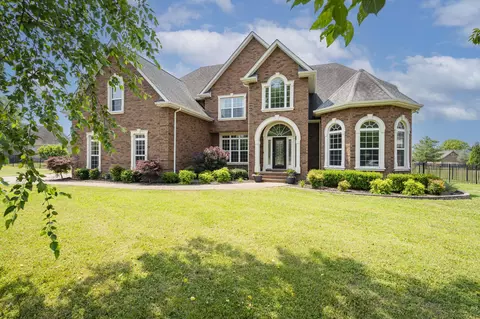 1423 Liza Jane Ct, Murfreesboro, TN 37129