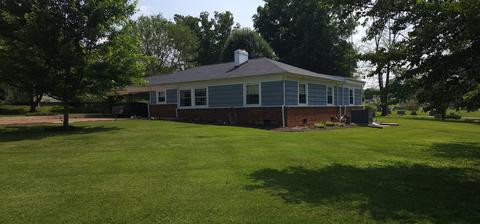 106 Springer Dr, Lawrenceburg, TN 38464