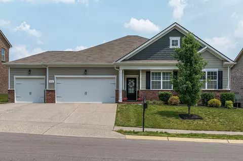 8050 Forest Hills Dr, Spring Hill, TN 37174