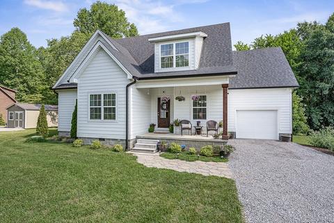 105 Shiloh Ln, Smithville, TN 37166