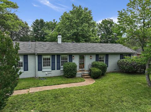 714 Harpeth Knoll Rd, Nashville, TN 37221