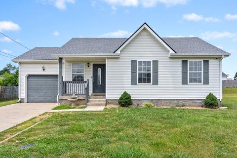 327 Atlantic Ave, Oak Grove, KY 42262