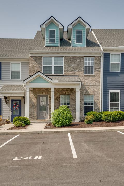 248 Mansfield Dr, Gallatin, TN 37066