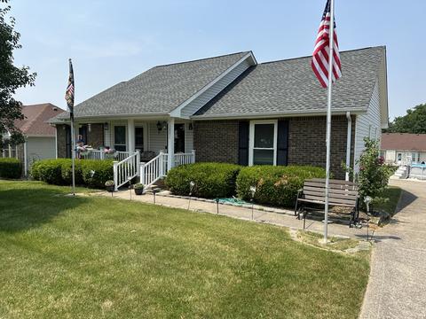 1771 Crestview Dr, Clarksville, TN 37042
