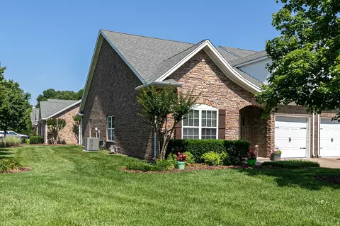810 Barrington Place Dr, Brentwood, TN 37027
