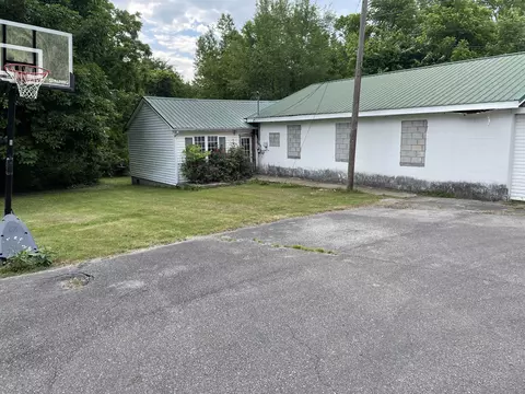 101 Crystal Springs Rd, Kelso, TN 37348