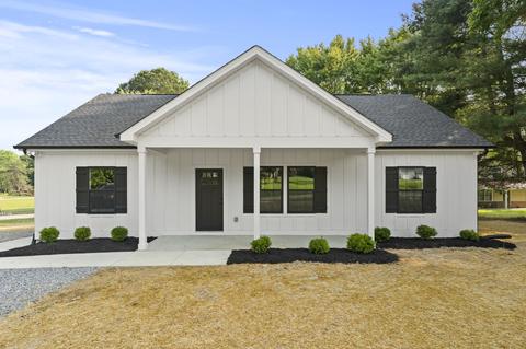 204 Point Rd, Portland, TN 37148