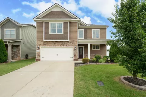 4048 Cannonsgate Ln, Murfreesboro, TN 37128