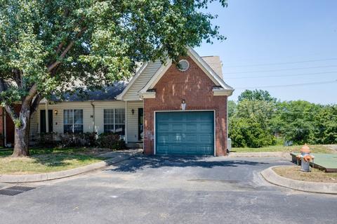 4954 Edmondson Pike #M4, Nashville, TN 37211