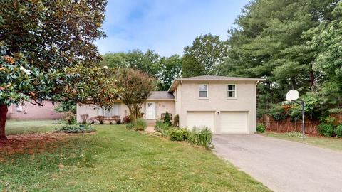 249 Green Harbor Rd, Old Hickory, TN 37138