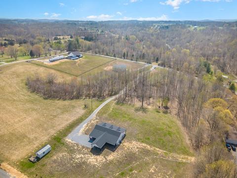 129 Claypool Rd, Bethpage, TN 37022 photo 28