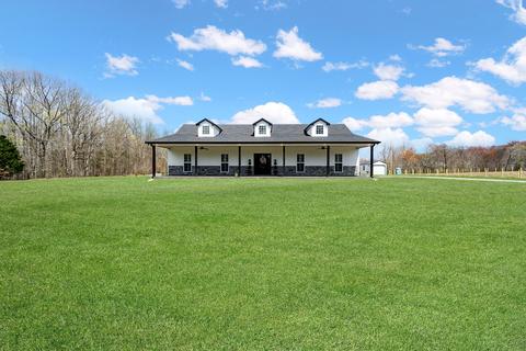 129 Claypool Rd, Bethpage, TN 37022 photo 2