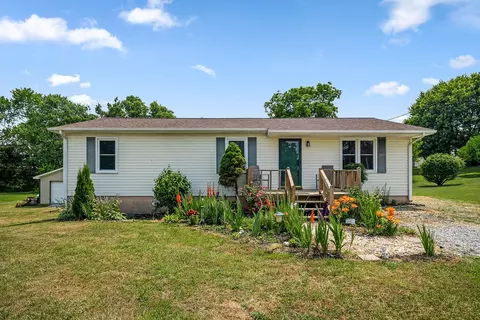 167 Sparta Ave, Doyle, TN 38559