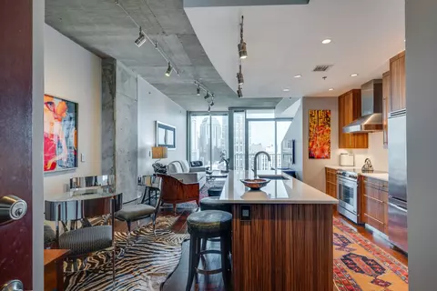 301 Demonbreun St #1704, Nashville, TN 37201