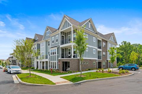 1901 Shadow Green Dr #I-206, Franklin, TN 37064