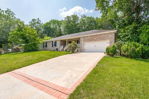 182 Hickory Dr, Ringgold, GA 30736