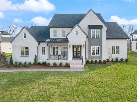 4788 Woodrow Pl, Arrington, TN 37014