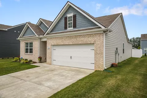 320 Oliver Way, Baxter, TN 38544