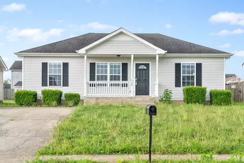 538 Oakmont Dr, Clarksville, TN 37042