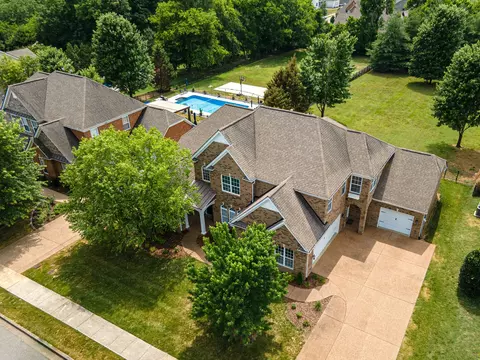 139 Mulberry Grv, Gallatin, TN 37066