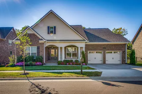 2270 Kirkwall Dr, Nolensville, TN 37135