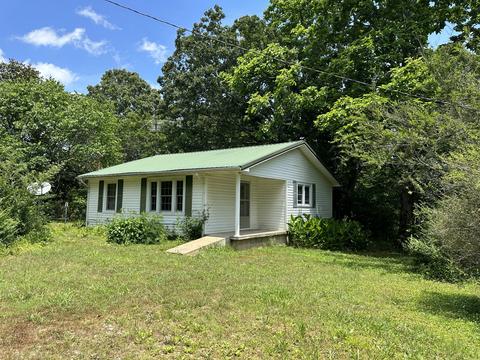 236 Brush Creek Rd, Lawrenceburg, TN 38464