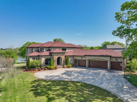 138 Island Dr, Hendersonville, TN 37075